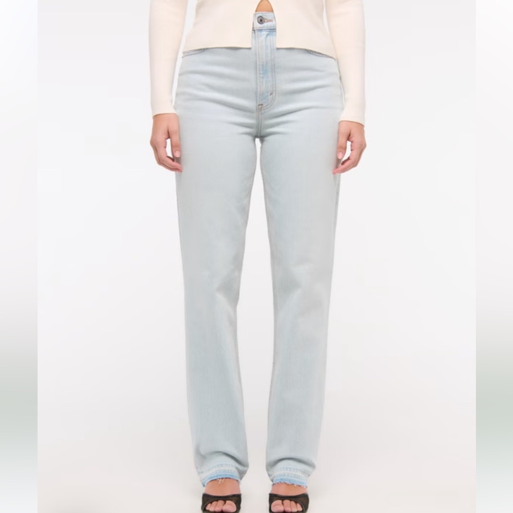 NEW Abercrombie curve love jeans - Picture 3 of 9
